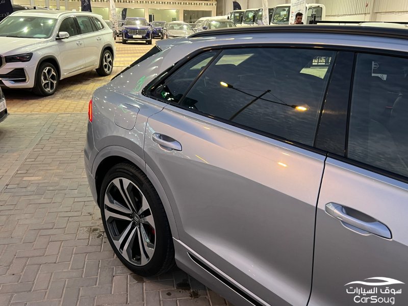 اودي Q8 S LINE موديل 2019