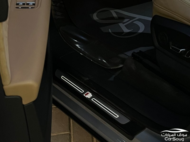 اودي Q8 S LINE موديل 2019