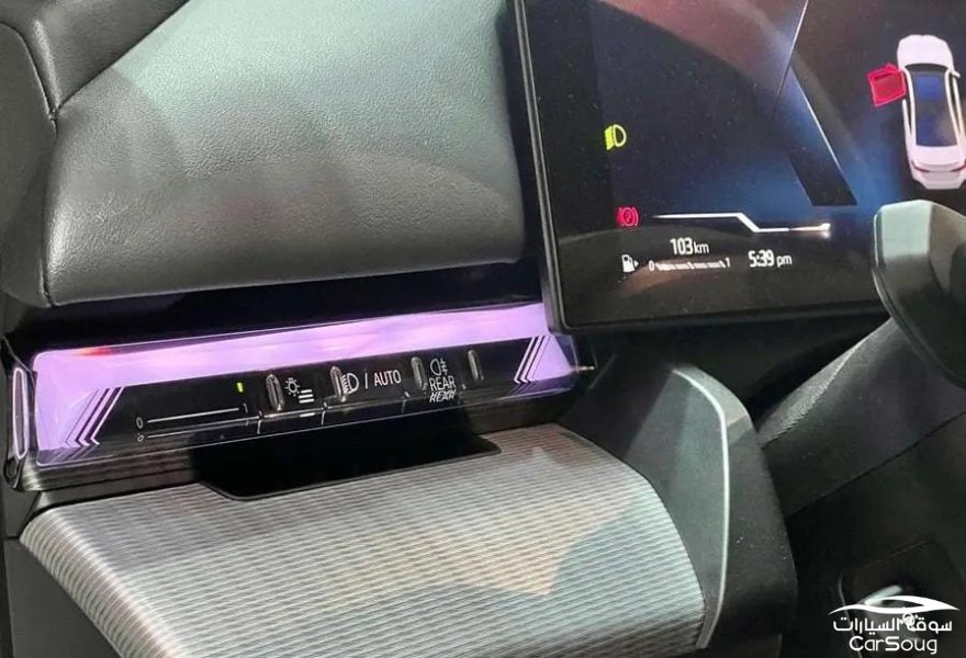 بي ام دبليو 520i فل كامل كت M موديل 2025