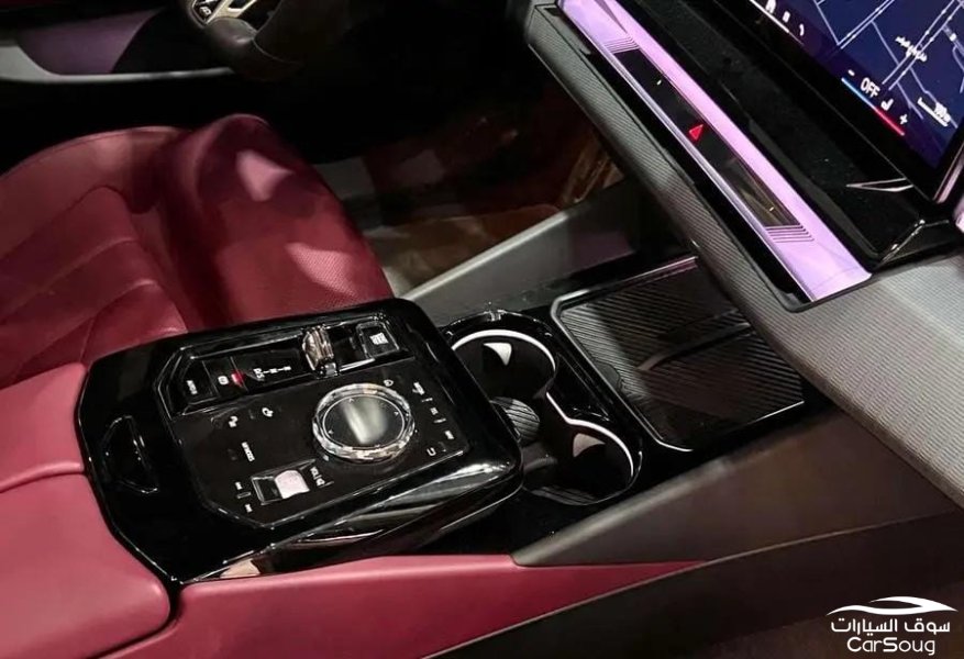 بي ام دبليو 520i فل كامل كت M موديل 2025