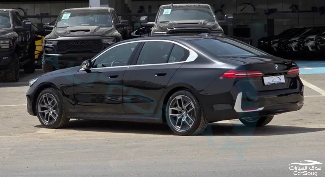 بي ام دبليو 520 فل كامل جديده خليجي موديل 2025