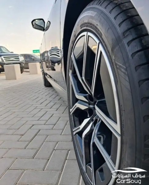 بي ام دبليو 735 موديل 2025