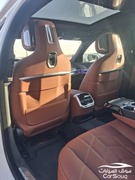 بي ام دبليو 735 LI موديل 2026