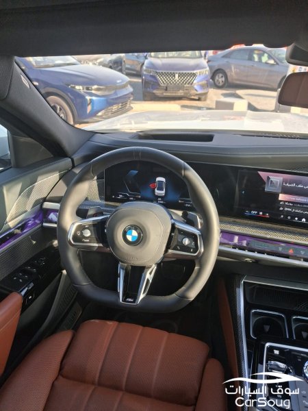 بي ام دبليو 735 LI موديل 2026