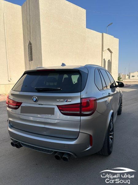 للبيع بي ام دبليو X5M