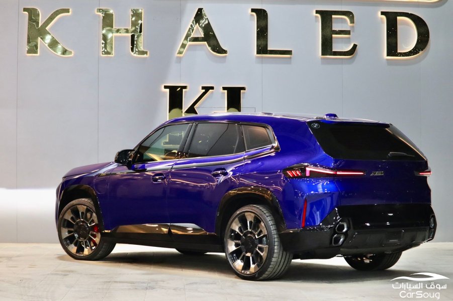 بي ام دبليو XM بلاك اديشن موديل 2023