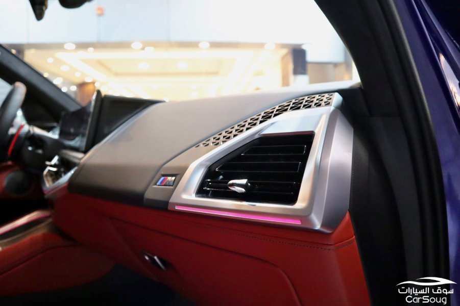 بي ام دبليو XM بلاك اديشن موديل 2023