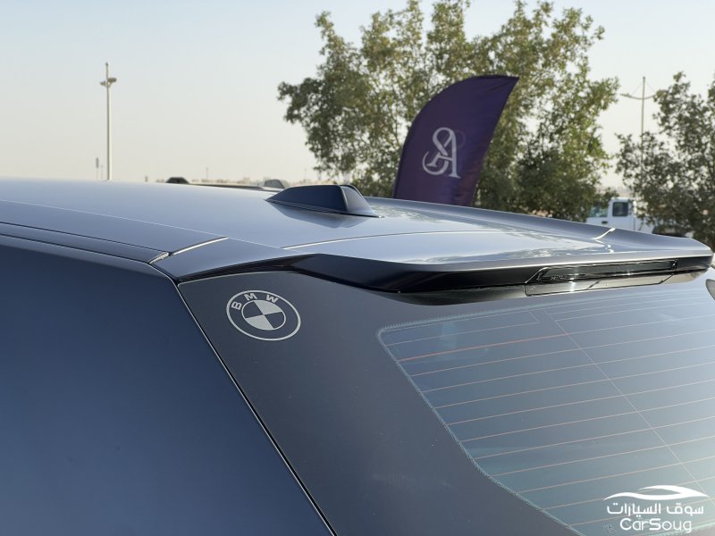 بي ام دبليو XM بلاك اديشن موديل 2023