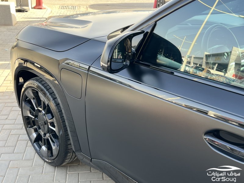 بي ام دبليو XM بلاك اديشن موديل 2023
