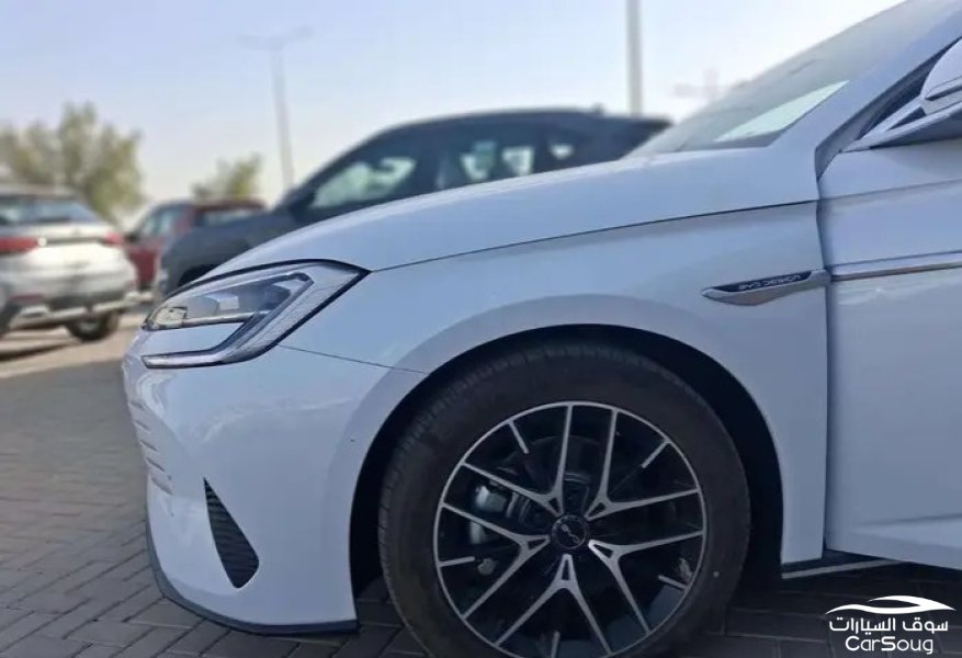 بي واي دي سيل 07 ديزاين موديل 2026