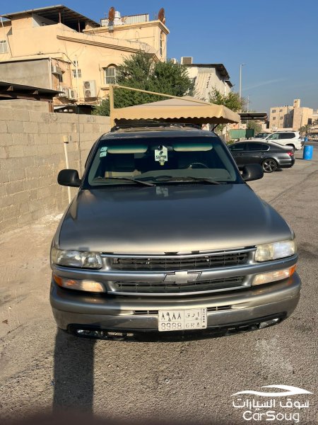 شيفروليه تاهو موديل 2000