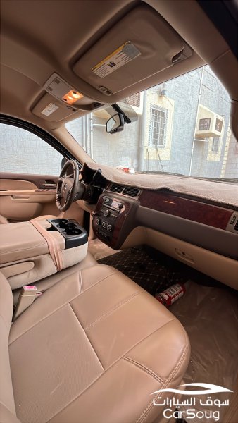 شيفروليه تاهو  موديل 2010