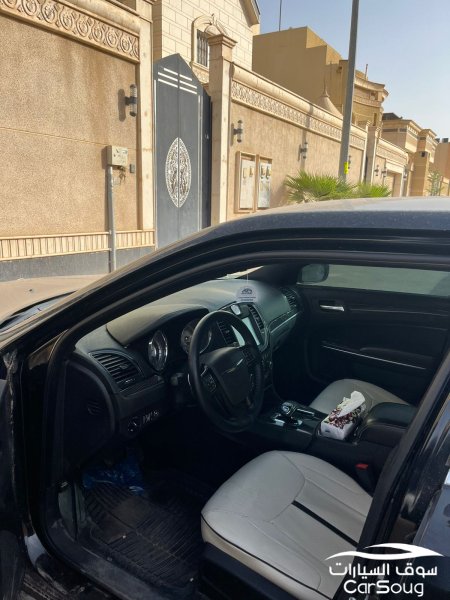 كرايزلر C300 V6 موديل 2014