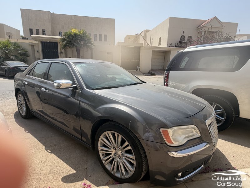 كرايزلر C300 2014