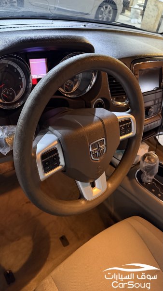 دودج دورانجو 2012