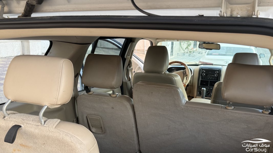 فورد اكسبلورر 2010 للبيع