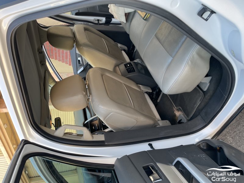 فورد ايدج باسمي وكالة وبحالة ممتازة ولله الحمد