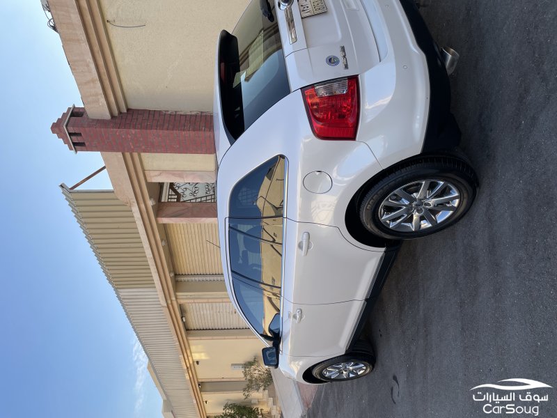 فورد ايدج باسمي وكالة وبحالة ممتازة ولله الحمد