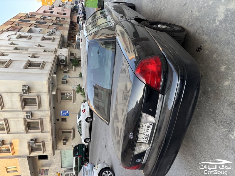 فورد كراون فكتوريا 2011 بوليسي