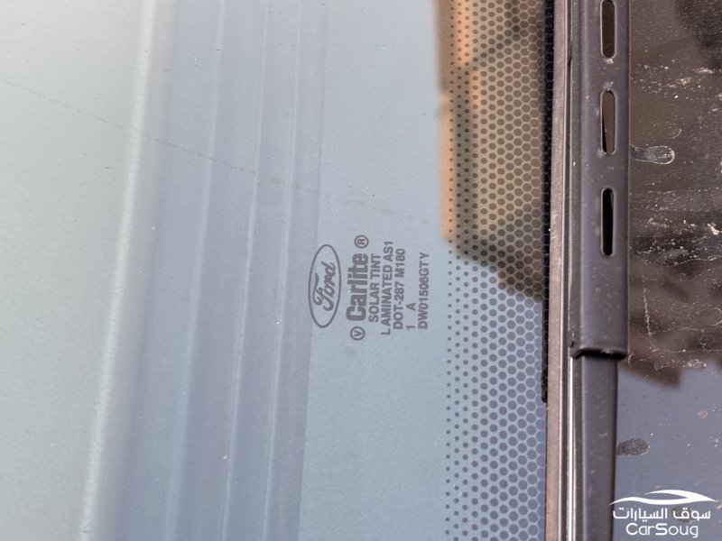 فورد كراون فكتوريا 2011 بوليسي