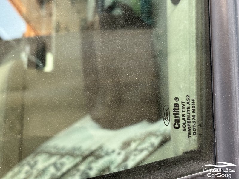 فورد كراون فكتوريا 2011 بوليسي