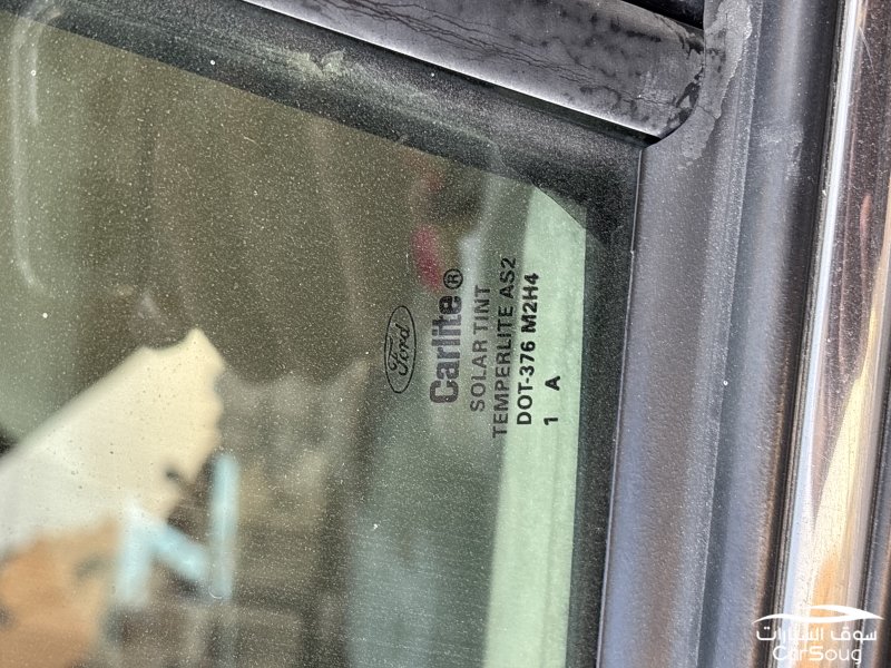 فورد كراون فكتوريا 2011 بوليسي