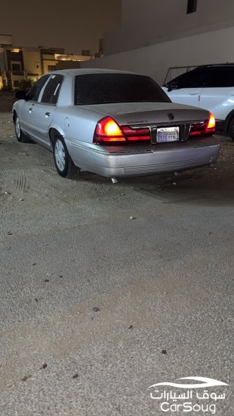 فورد ماركيز 2004 للبيع