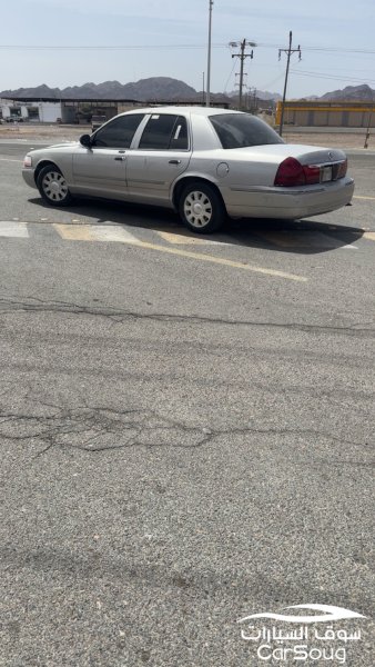 فورد ماركيز 2004 للبيع