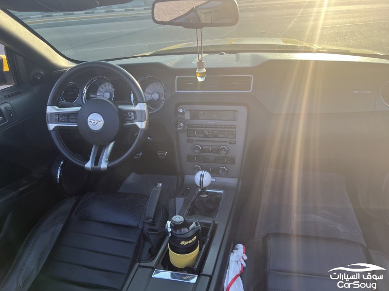 موستنق سبيشل كلفورنيا كشف v8 2011 قير عادي