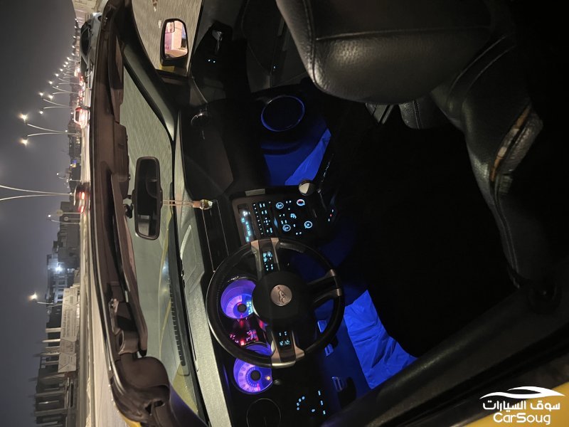 موستنق سبيشل كلفورنيا كشف v8 2011 قير عادي