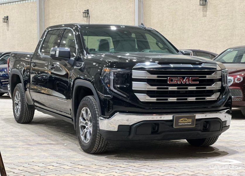 جي ام سي سييرا SLE 4X4 موديل 2025