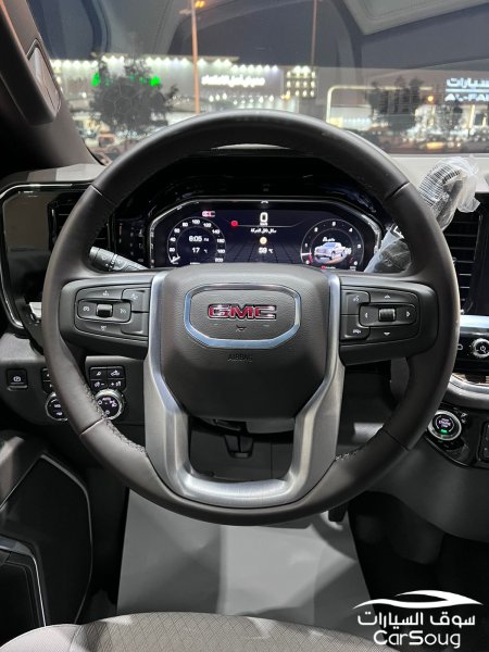 جي ام سي سييرا SLE 4X4 موديل 2025