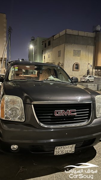 جمس يوكن 2011 مخزن