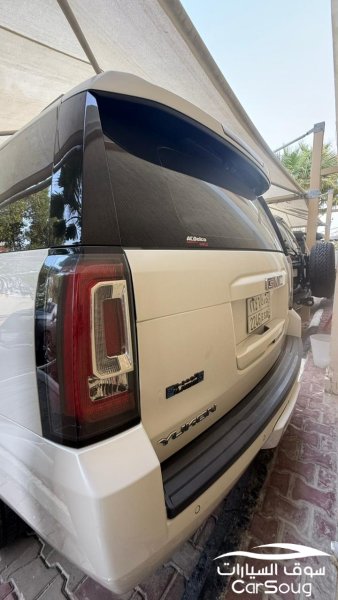 جي ام سي يوكن SLT  موديل 2018