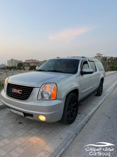 جي ام سي يوكن XL SLE  موديل 2011