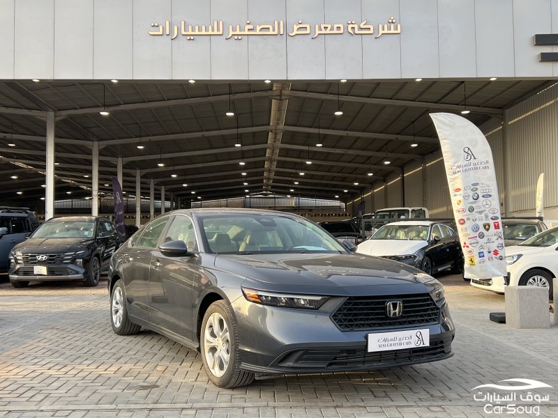 هوندا اكورد LX موديل 2025