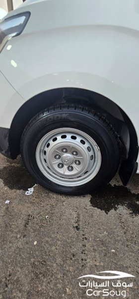 هيوندايH1 بضاعه للتنازل باقي 19 قسط وممشى اقل من 5000