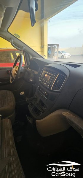 هيوندايH1 بضاعه للتنازل باقي 19 قسط وممشى اقل من 5000