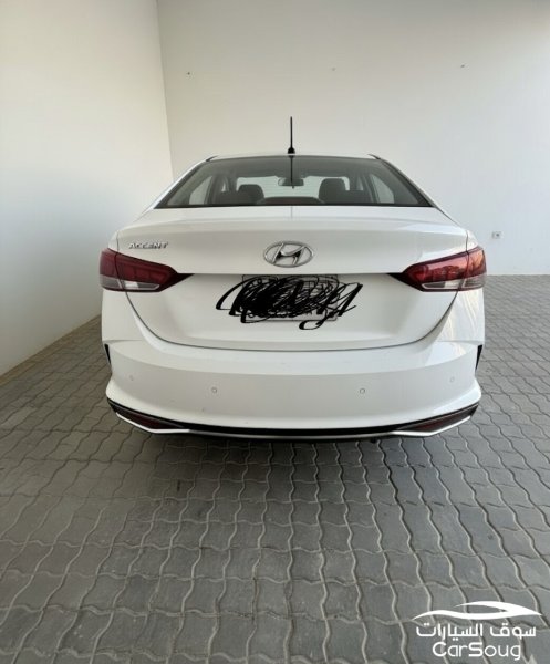 اكسنت 2022 فلييت