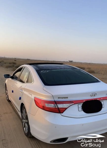 ازيرا 2014 6 سلندر