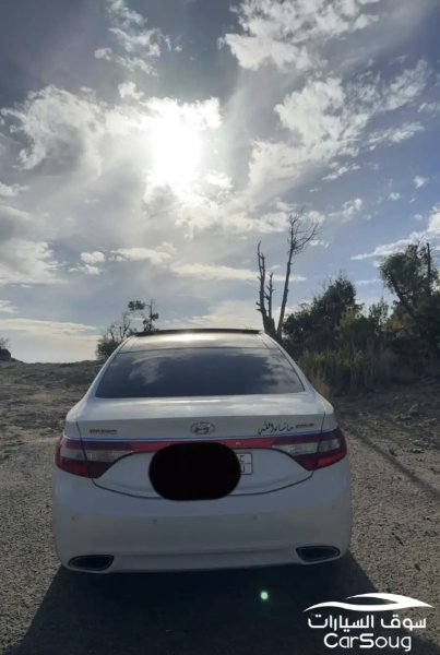 ازيرا 2014 6 سلندر