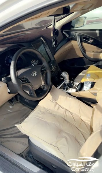 ازيرا 2014 6 سلندر