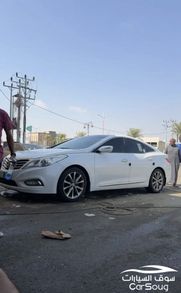 ازيرا 2014 6 سلندر