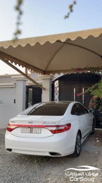 ازيرا 2014 6 سلندر