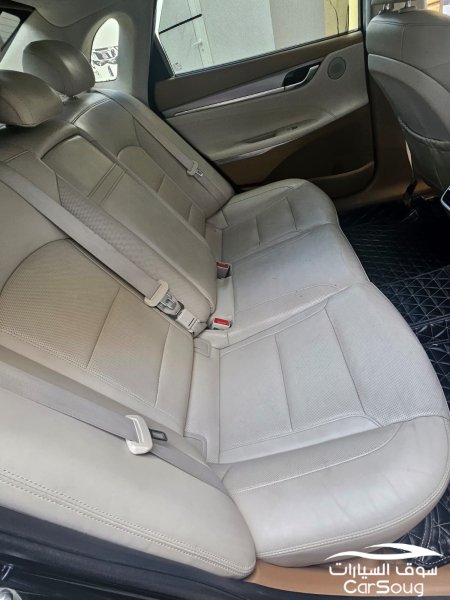 سياره هيونداي ازيرا 2021 بريميوم (فل اوبشن)