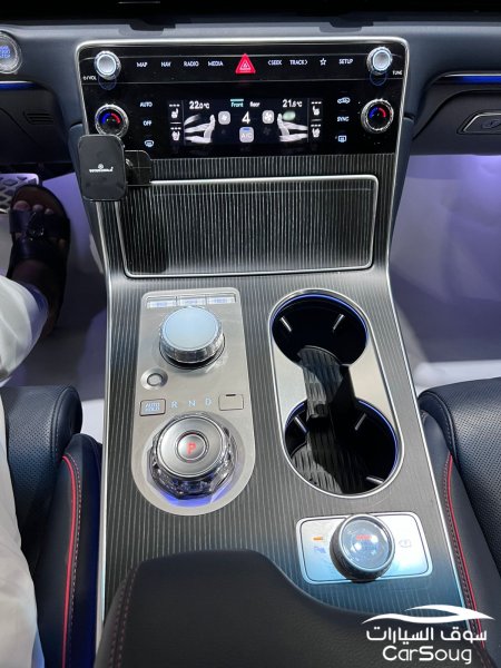 هونداي جينيسيس GV80 بريميوم على الضمان 2025