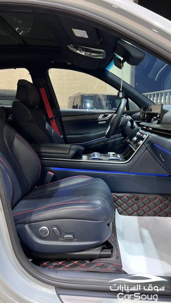 هونداي جينيسيس GV80 بريميوم على الضمان 2025
