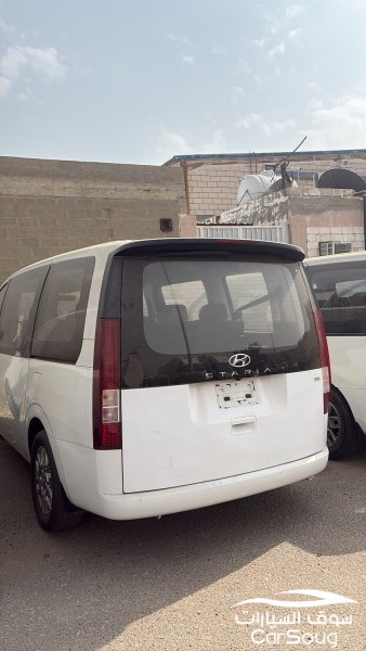 هونداي ستاريا موديل2022