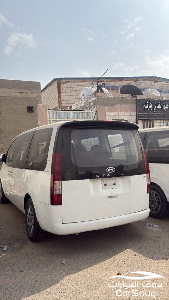 هونداي ستاريا موديل2022