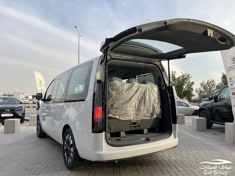 هونداي ستاريا فل كامل موديل 2024